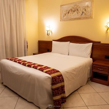 Alla Basilica Rooms Roma Esterno foto